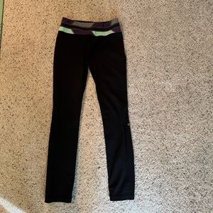 Lululemon Skinny Groove pants, size 8